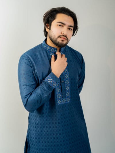 Sterling Thread: Neptune Blue